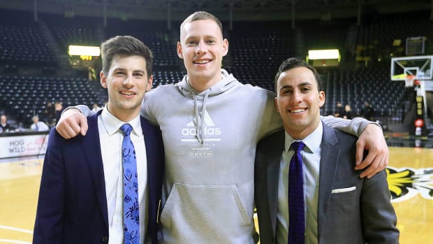 college-basketball-walk-ons-story.jpg